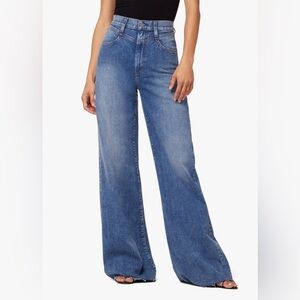 Joe's Jeans Blue Flare Wide-Leg Jeans size 27 NWT. Style model Goldie.